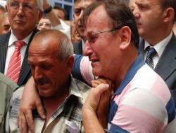 Şehit Er Ramazan Erdem, Gözyaşı Ve Dualarla Ebediyete Uğurlandı