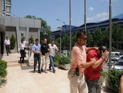 Otomobilden Ateş Eden Kuyumcu Ve Çalışanı Dağevinde Uyuşturucu İle Yakalandı!