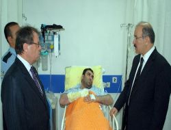 Ak Partili Çelik, Trafik Kazasında Yaralanan Yeğenini Ziyaret Etti
