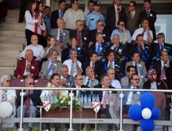 Abant İzzet Baysal Üniversitesi'nde Mezuniyet Coşkusu
