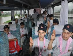 Karabük Belediyesi Yavru Kurtlarını Yolcu Etti
