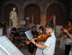 Küçük Müzisyenler, Beethoven'ın Dokuzuncu Senfonisi'ni Çocuklar İçin Çalacak