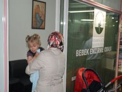 Kapalı Çarşı Esnafı, Müşterileri İçin Bebek Emzirme Odası Açtı