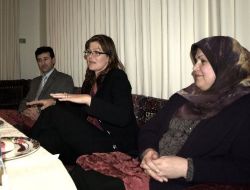 İlk Defa Müslümanlarla Bir Araya Gelen Avustralyalı Senatör: Bundan Sonra Sizin Sesiniz Olacağım!.