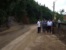Ak Partili Yetkililer Rize'de Sel Bölgelerinde İncelemeler Yaptı