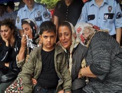 17 Yıllık Polis Memuru Kalbine Yenik Düştü