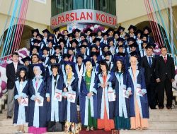 Alparslan'da Mezuniyet Coşkusu