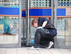 Amsterdam'daki Onur Havayolları Bürosuna Saldırı