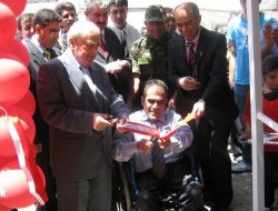 Adıyaman Valisi Sodan, Şehit Tarıkolu'nun Şahadet Belgesi'ni Babasına Teslim Etti!