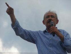 Kılıçdaroğlu: "Siyaseti Halka Hükmetmek İçin Değil, Hizmet İçin Yapıyoruz!"