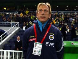 Fenerbahçe İle Daum'un Yollarını Resmen Ayrıldı