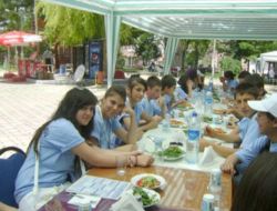 'gönül Köprüsü' Projesi Kapsamında 200 Öğrenci Bor'u Ziyaret Etti