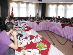 Vali Çiçek: Doğru Ve Tarafsız Olmak Basının Boynunun Borcu