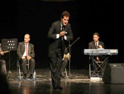 Zekai Tunca'dan Kocaeli'nde Nostalji Rüzgarı