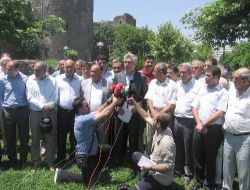 Diyarbakır'daki 100 Sivil Toplum Örgütü Pkk'ya Seslendi: Eylemlerine Son Ver!!