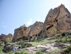 Hasuni Mağaraları Turizme Kazandırılıyor