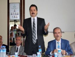 Bakan Çelik'ten: Sınıra Gidip Ayakta Durmak Yiğitlik Değildir