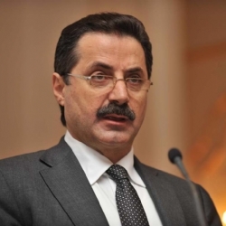 'Simit Satıyordum, Şimdi Bakan Oldum'