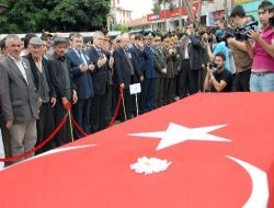 Kazada Hayatını Kaybeden Üsteğmen Kahraman, Memleketinde Toprağa Verildi