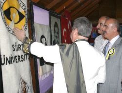 Siirt Üniversitesi'nde Mezuniyet Coşkusu