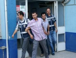 Kocasını Öldürtmek İçin Erkek Arkadaşıyla Tetikçi Tuttu