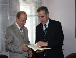 Diyanet İşleri Başkanı Bardakoğlu: Yılda 7 Milyona Yakın Kitap Dağıtıyoruz!