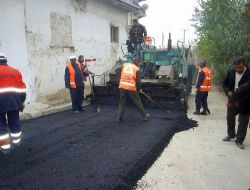 Şereflikoçhisar'da Yol Asfaltlama Çalışmalarına Başlandı