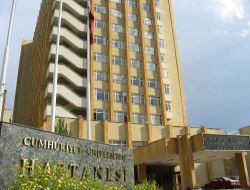 Tıp Fakültesi Hastanelerdinde Hemşire Sıkıntısı Yaşanıyor