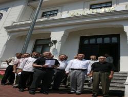 Sivil Toplum Örgütleri Kantarcıoğlu'nun Görevi Bırakmasını İstedi