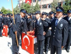 İzmir Rüştü Ünsal Polis Meslek Yüksekokulu'nda Mezuniyet Sevinci