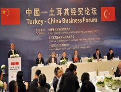 Bakan Çağlayan, Çin'e 40 Kişilik Heyetle Çıkarma Yapacak