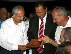 Kılıçdaroğlu, Giresun'da Nikâh Şahidi Oldu