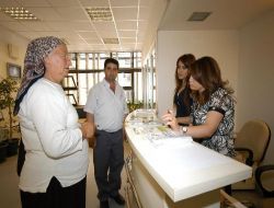 Him Teknolojiye Ayak Uydurdu, Sms'e Geçti
