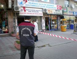 Silahlı Soyguncu, Para Alamadığı Veznedarı Başından Vurdu!