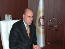 Ayanoğlu, Kendisine Söz Hakkı Vermeyen Üniversiteye Tepki Gösterdi