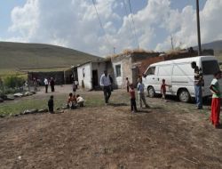 Digor'da Şehit Erin Evinden Kürtçe Ağıtlar Yükseldi!