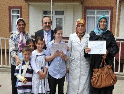 Gümrükçüoğlu: Mikro Krediyle İş Sahibi Olan Kadınlar, Aile Bütçesine Ciddi Katkı Sağlıyor