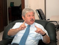 Akaydın'dan Minibüsçülere Gözdağı: Ya Birleşin Ya Da Ben Gerekeni Yaparım