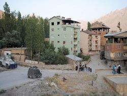 Şemdinli'de Ölü Ele Geçirilen 12 Pkk'lının Cenazesi Helikopterle Van'a Götürüldü