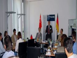 Türk-Alman Ticari İlişkileri İki Dilli İşletmecilerle Daha Da Büyüyecek!!