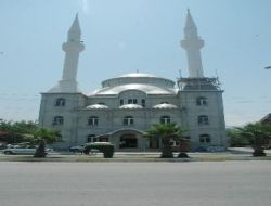 Cami İnşaatları Gönüllüler Sayesinde Yükseliyor!