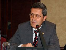 Emniyet Müdürü Kesmez, Daha Huzurlu Bir Kent İçin Muhtarların Desteğini İstedi