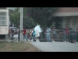 El Yapımı Bomba Gösterici Çocuğun Elinde Patladı