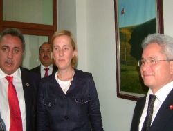 Bakan Kavaf: Kadın Sığınmaevi Kars'ta Olmadığı İçin Tecavüze Uğrayan Genç Kız Siirt'e Gönderilmek İstendi