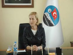 Temaslarını Tamamlayan Bakan Kavaf, Kars'tan Ayrıldı!