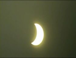 Pasifik Boyunca Tam Güneş Tutulması Gerçekleşti!