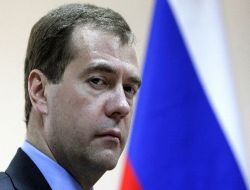 Medvedev: "İran Nükleer Silaha Yaklaşıyor!"