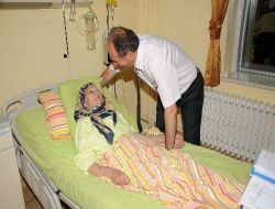Atakum Belediye Başkanı Burma'nın Annesi Hastaneye Kaldırıldı