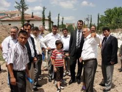 Milletvekili Çalışkan, Yağıştan Zarar Gören Yerleri Gezdi