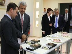 Fabrika'da Medvedev'in Şeker İsteği Geri Çevrildi